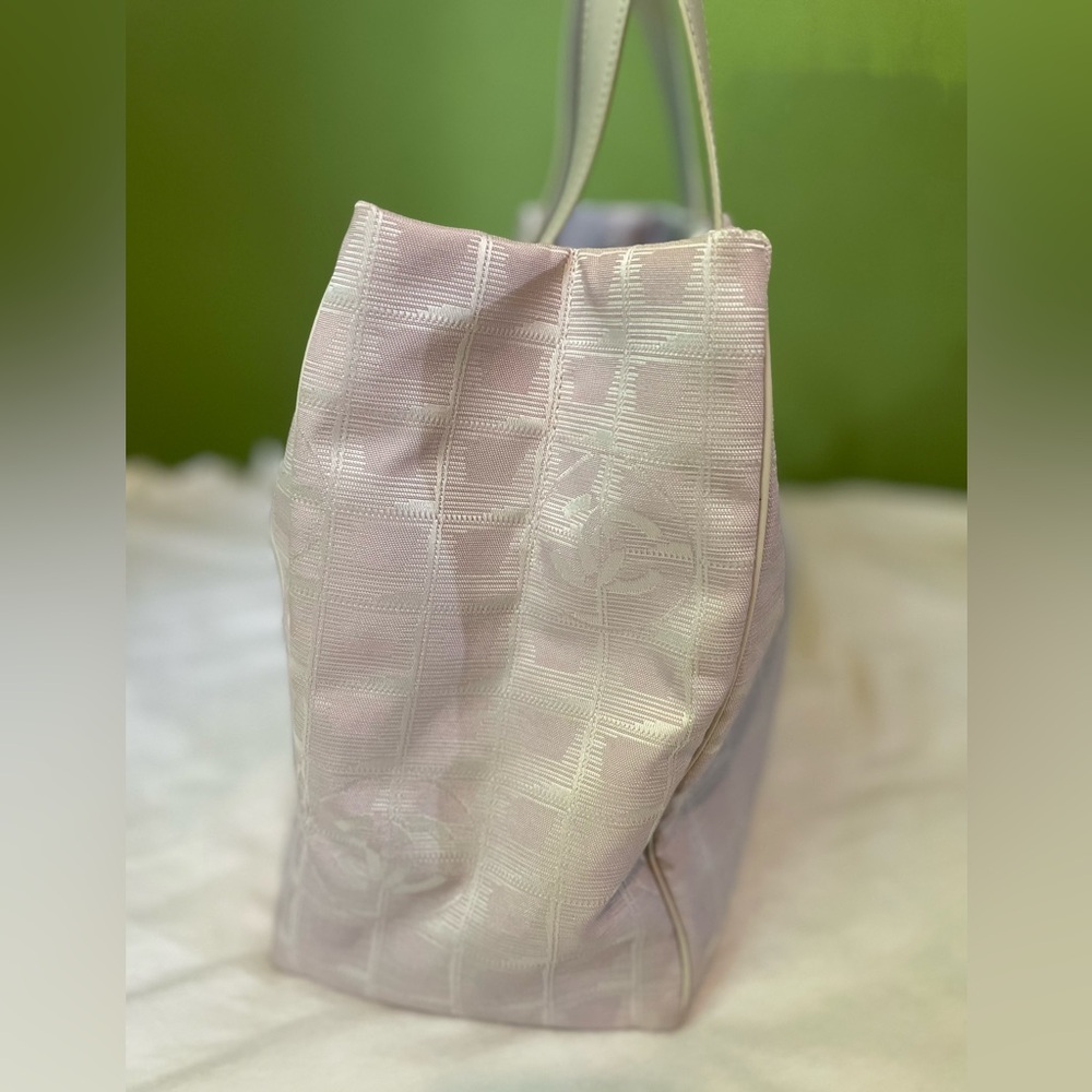 Chanel Pink Travel Line Tote Bag 🩷 - Picture 5 of 17